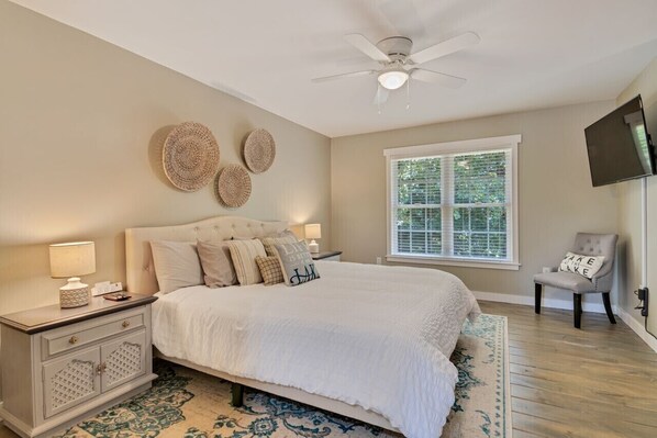 3 bedrooms, iron/ironing board, travel cot, free WiFi