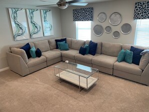 Smart TV, video games, foosball - Modern, 6 bed south facing luxury villa. (Davenport)