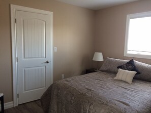 2 bedrooms, iron/ironing board, travel crib, free WiFi