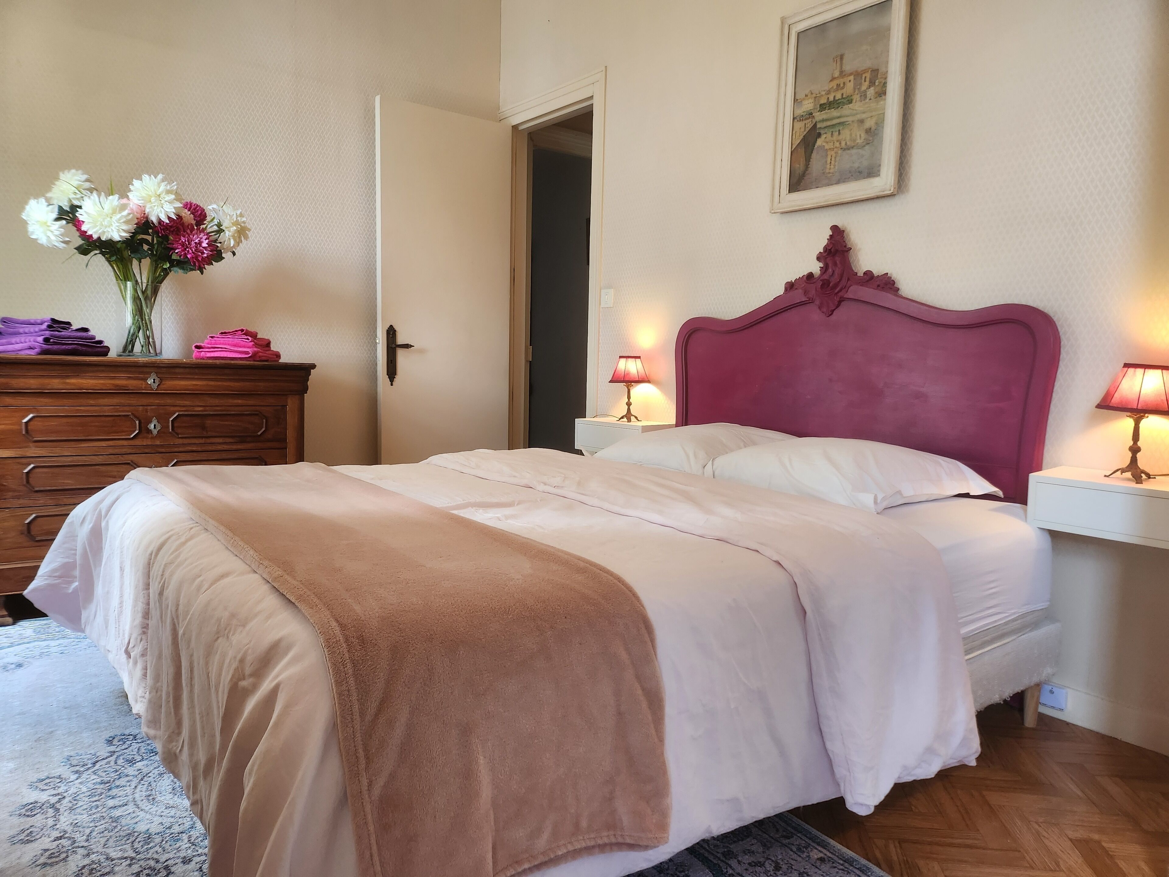 2 chambres, fer et planche à repasser, Wi-Fi gratuit