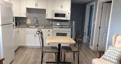 Downstairs (Unit 2) in New House, Deck, Hiking Trails Nearby