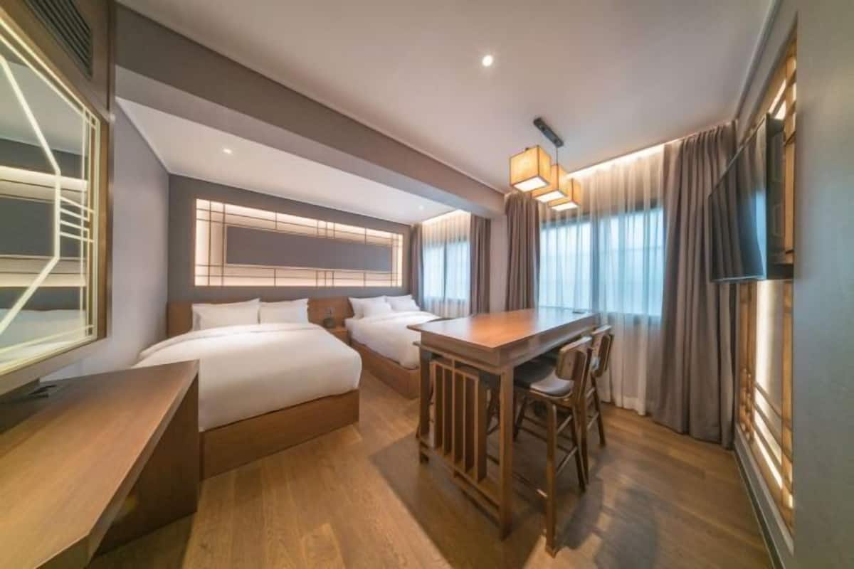 1 bedroom, free WiFi, bed sheets
