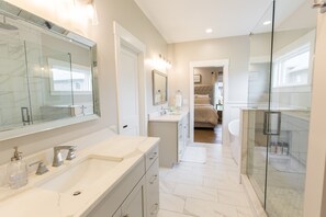 Bathroom - Suburban Staycation (Sellersburg)
