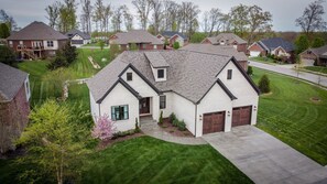 Exterior - Suburban Staycation (Sellersburg)