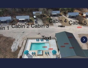 Pool - Hunter's Ridge Cabins - 4 (Concan)