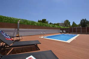 Pool - Villa Bratou Ignis Sleeps 6 with Parking (Corfu)