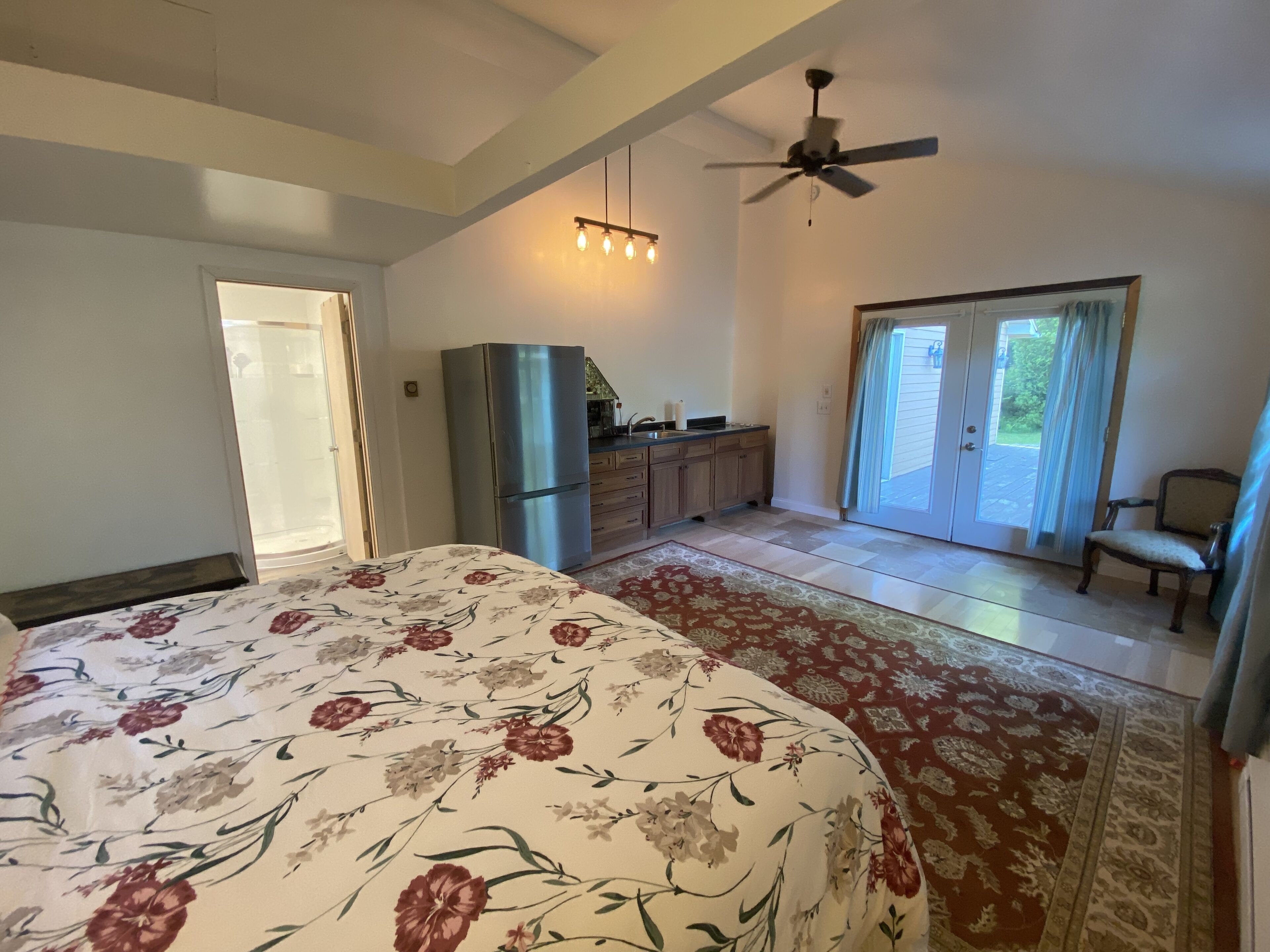 5 chambres, accès au Wi-Fi (inclus), literie fournie