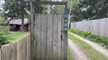 Enceinte de l’hébergement