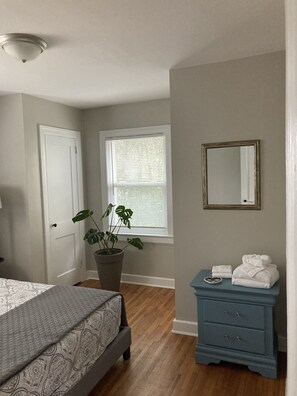 2 bedrooms, desk, free WiFi, bed sheets