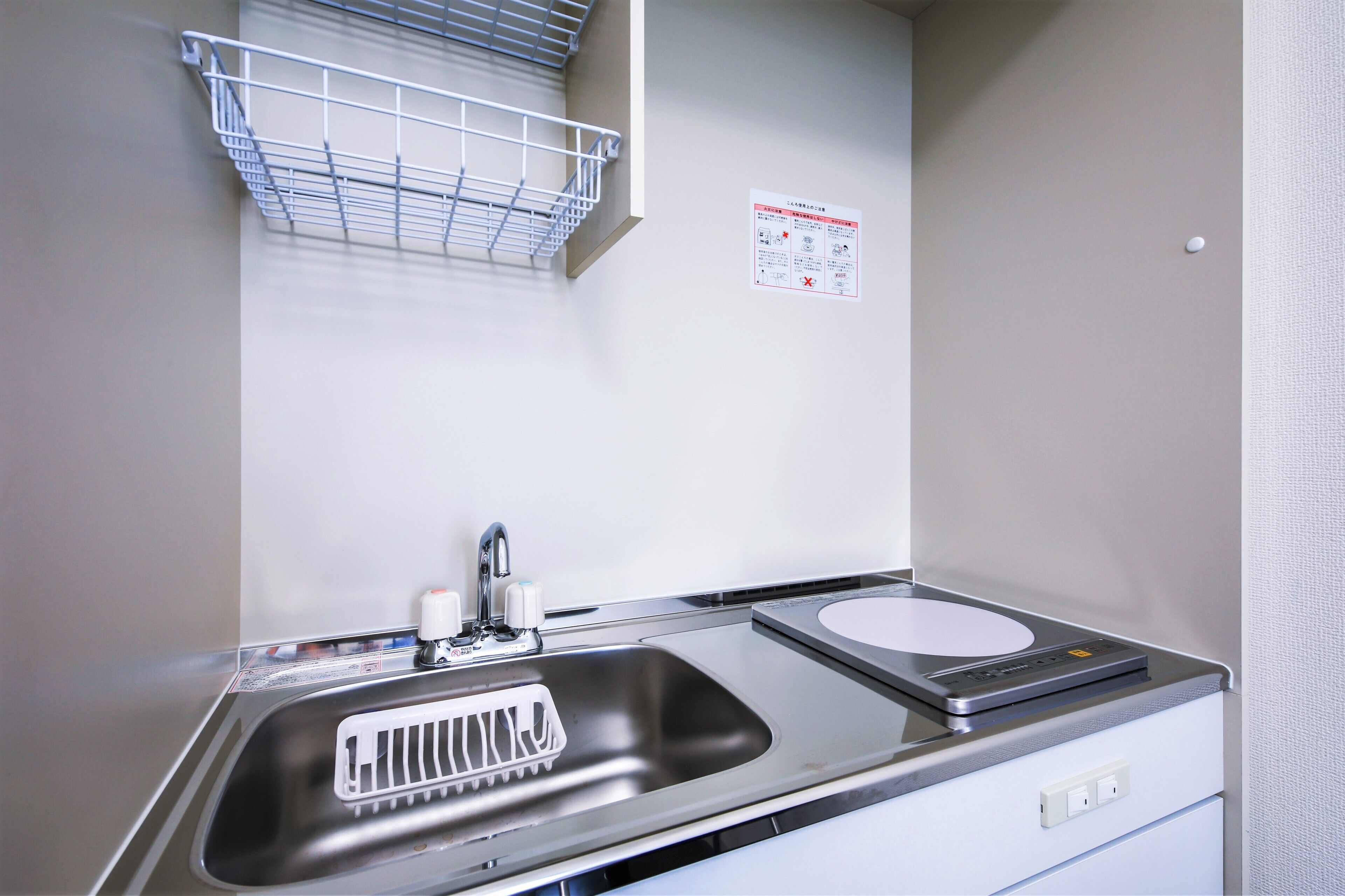 room, non smoking (check-in is not available after 11pm) | private kitchenette | fridge, microwave, electric kettle, freezer