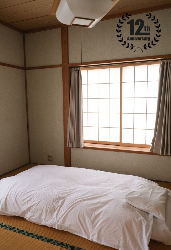 2 bedrooms, down comforters, individually decorated