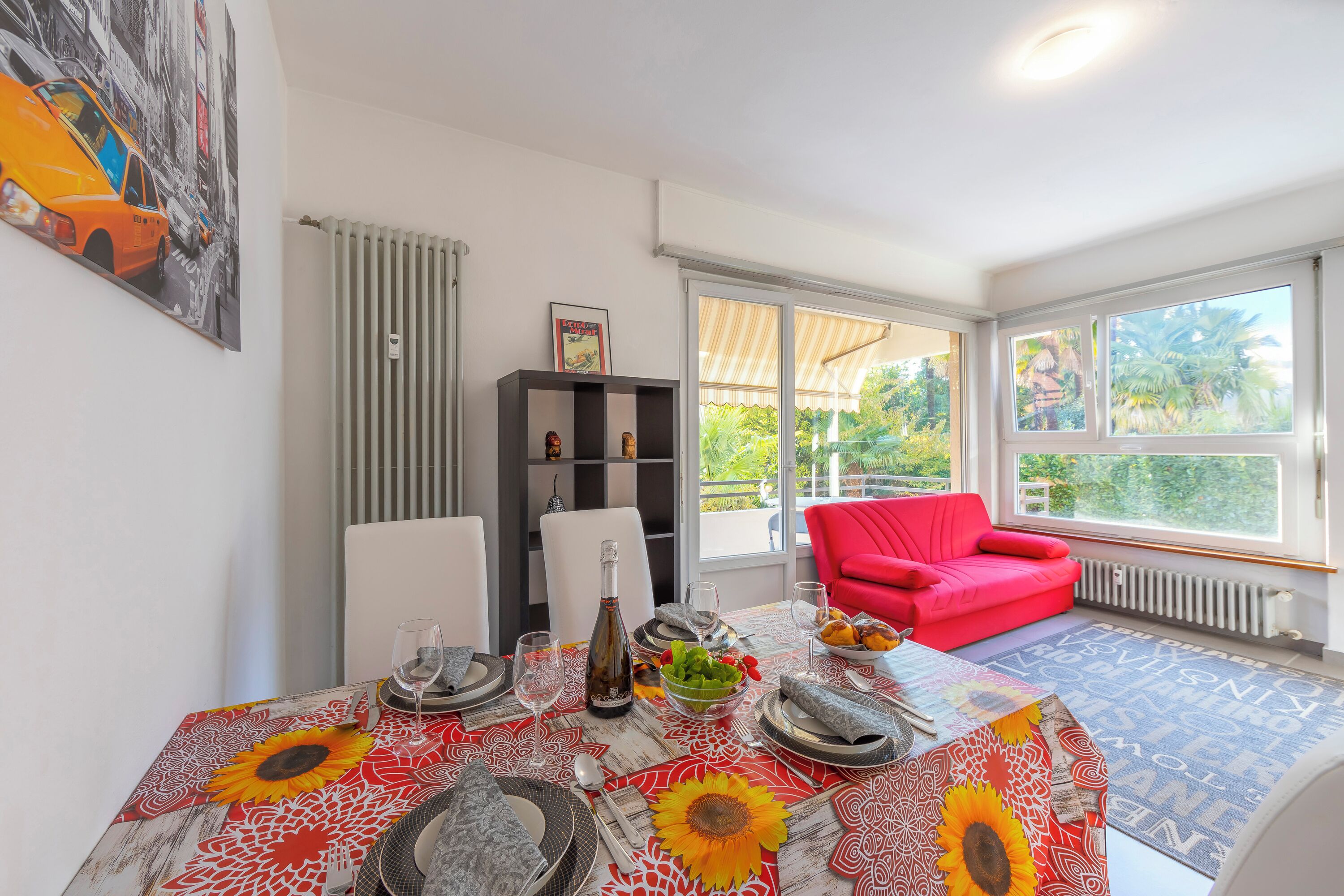 Căn hộ dành cho gia đình, nhiều phòng ngủ (City Apartment) | Khu ăn uống