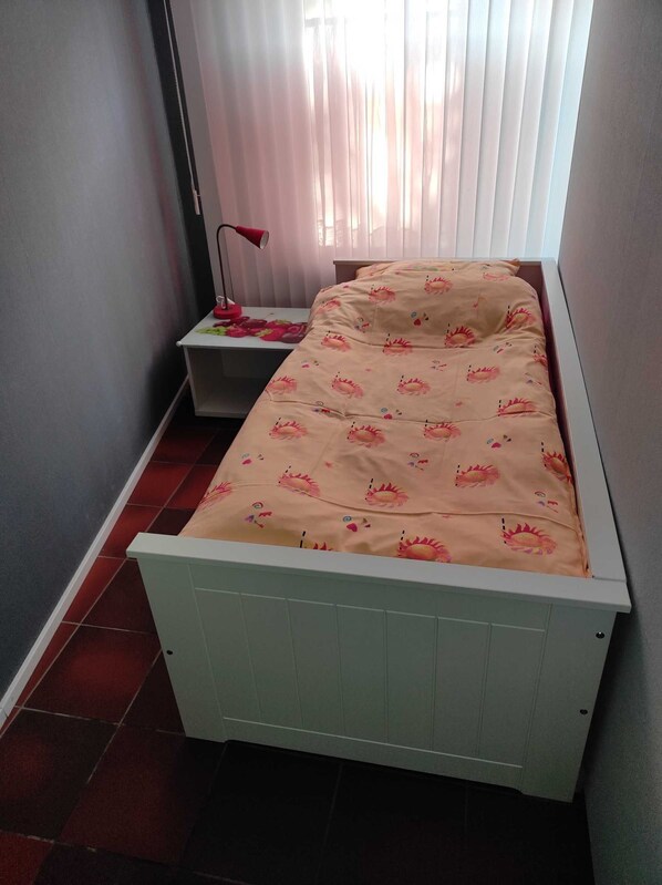 1 habitación, cuna de viaje, wifi y ropa de cama 