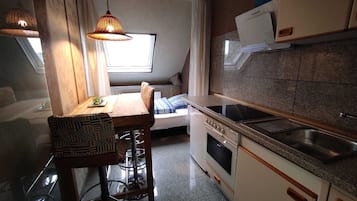 Refrigerador, microondas, horno