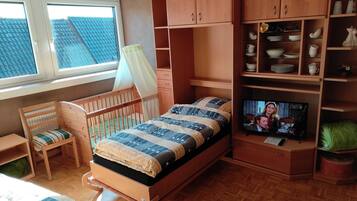 1 slaapkamer, reisbedje, wifi, beddengoed