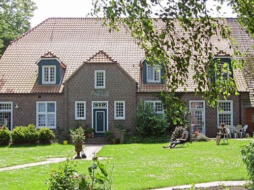 Ferienwohnung Taubenschlag - Ferienhof Historisches Altwerdumer Grashaus in
