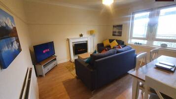 City Apartment | Living area | Smart TV, Netflix, streaming services