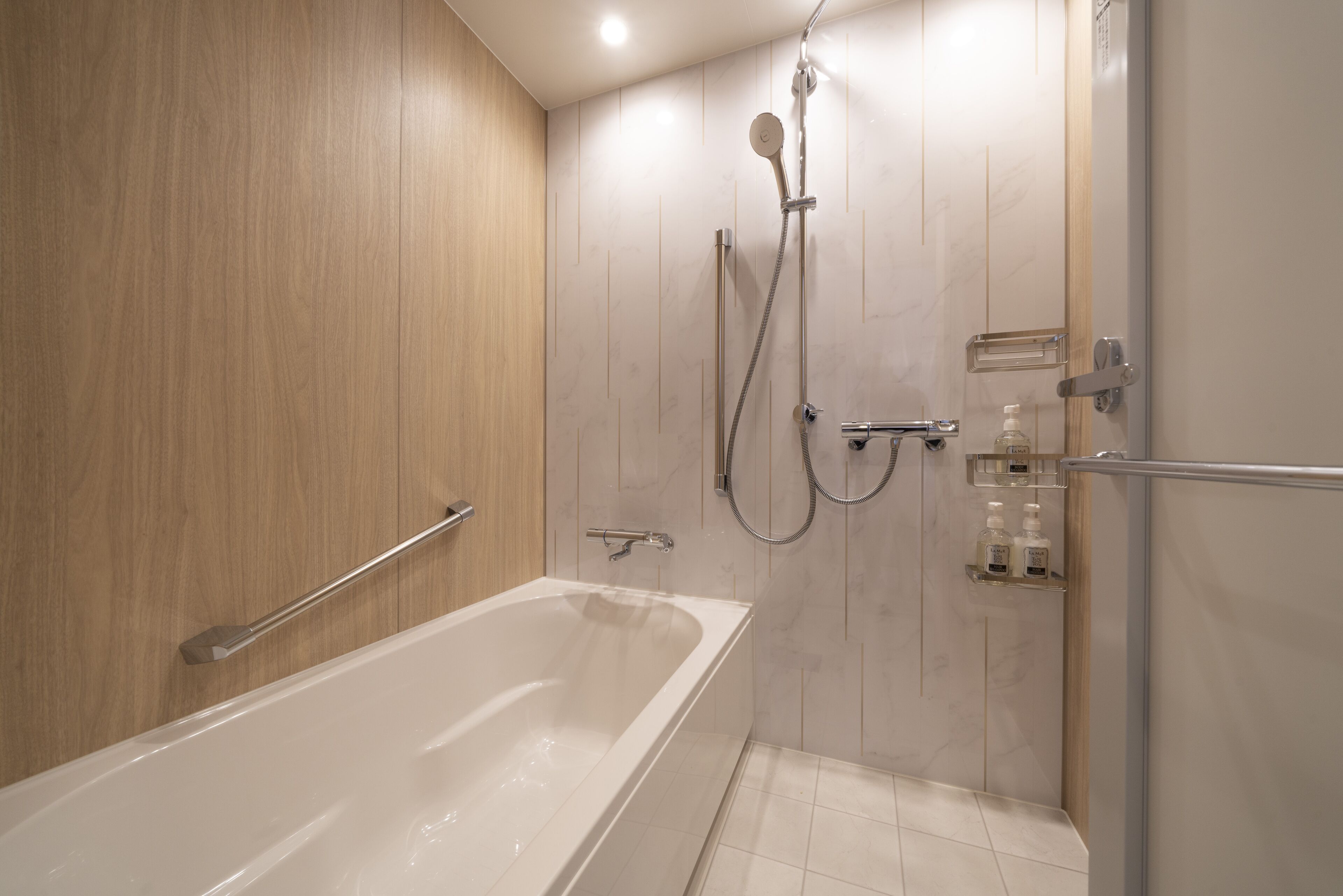 1 bedroom, down duvets, free wifi, bed sheets