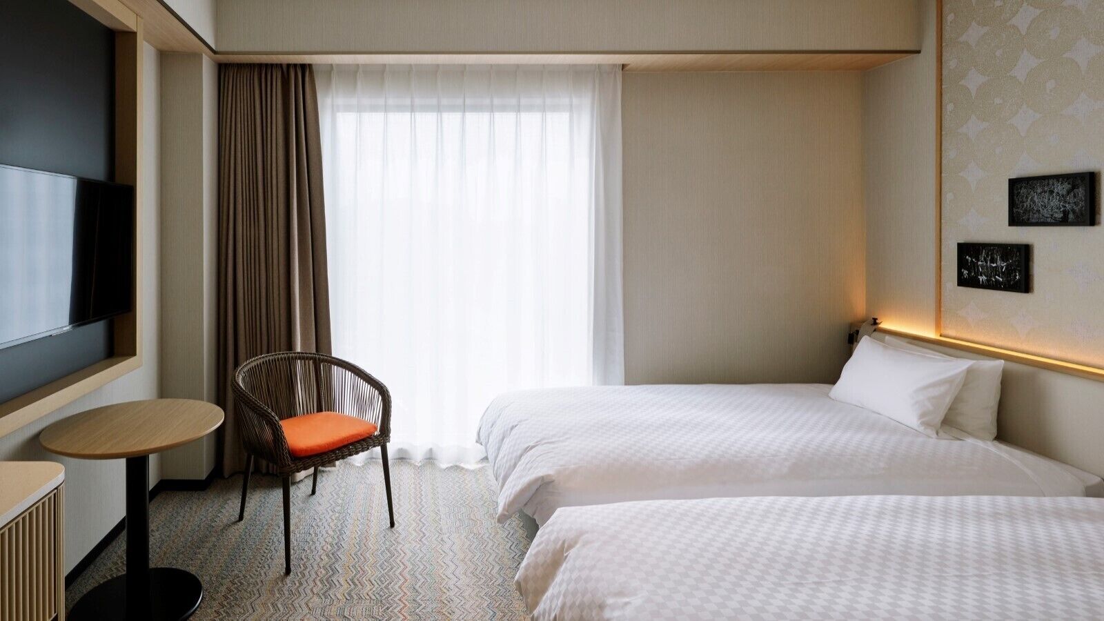 Down comforters, free WiFi, bed sheets