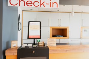 Reception - Aarauerhof - Self Check-in  (Aarau)