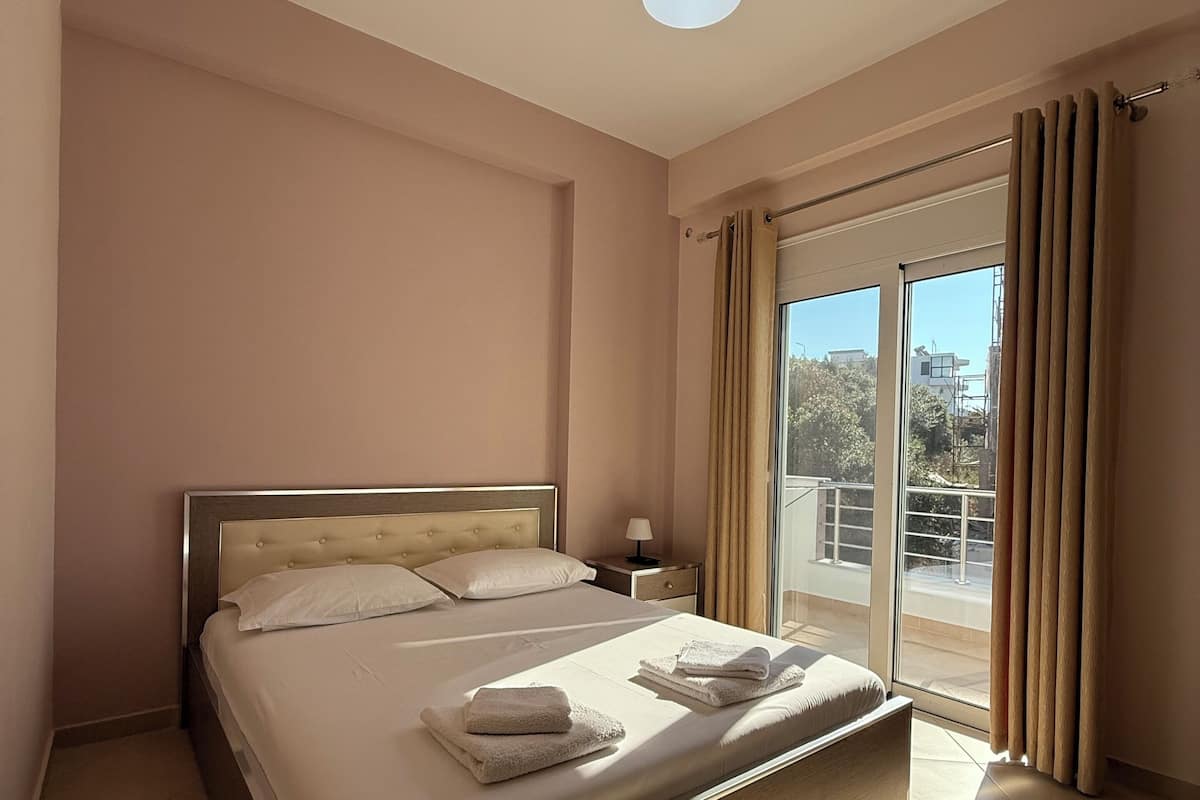 Double or Twin Room | Iron/ironing board