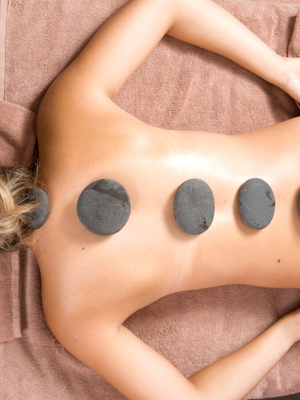 Couples treatment rooms, body treatments, body wraps, body scrubs