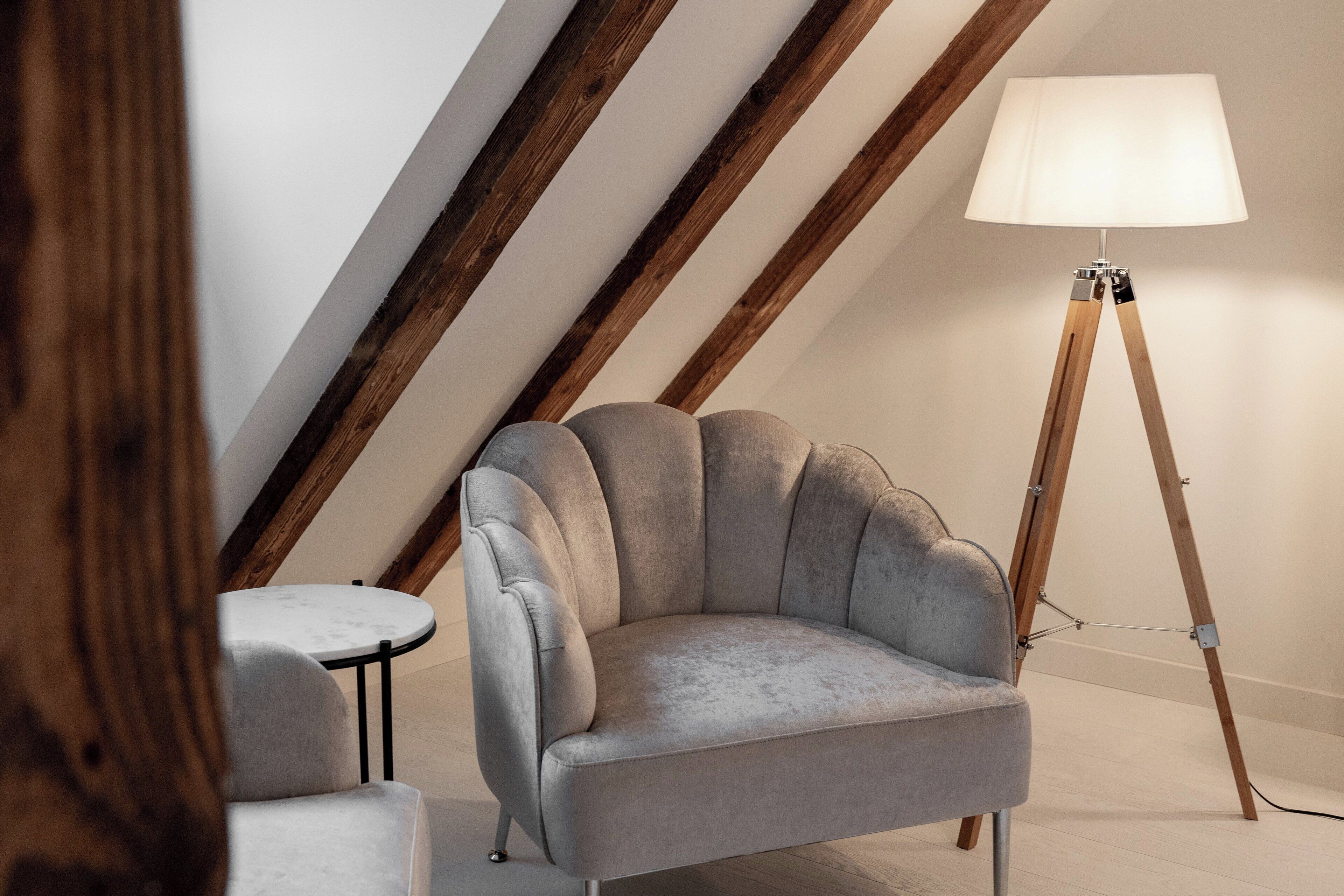 premium bedding, in-room safe, individually decorated