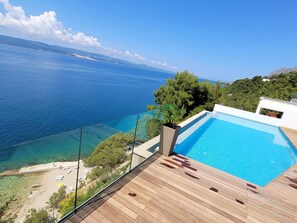 Utomhuspool