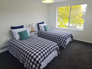 3 Schlafzimmer, Bügeleisen/Bügelbrett, kostenloses WLAN, Bettwäsche