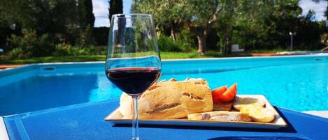 Seasonal outdoor pool