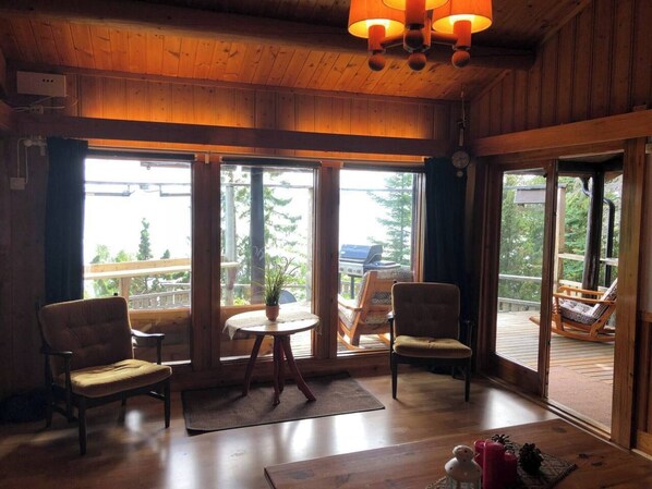 コテージ | 内装