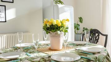 House | Dining