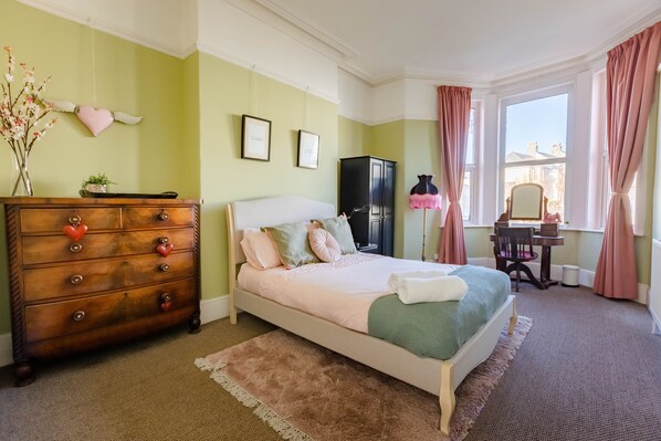Maison | 5 chambres, fer et planche Ă repasser, Wi-Fi gratuit, draps fournis