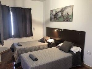 6 bedrooms, internet