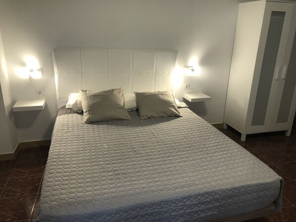 6 bedrooms, internet