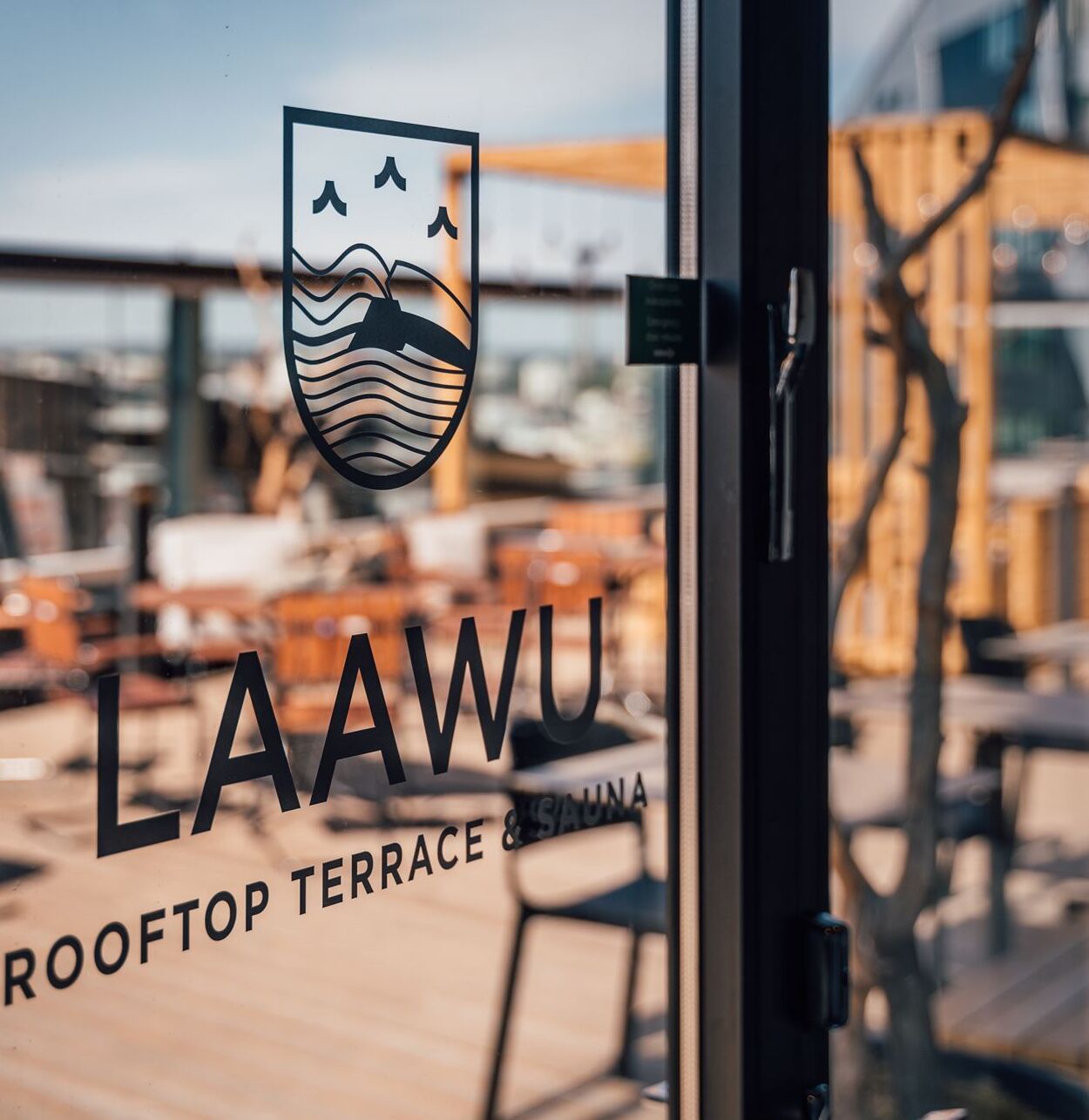 breakfast, lunch and dinner served