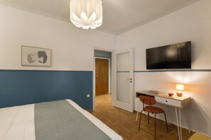 1 bedroom, iron/ironing board, free WiFi