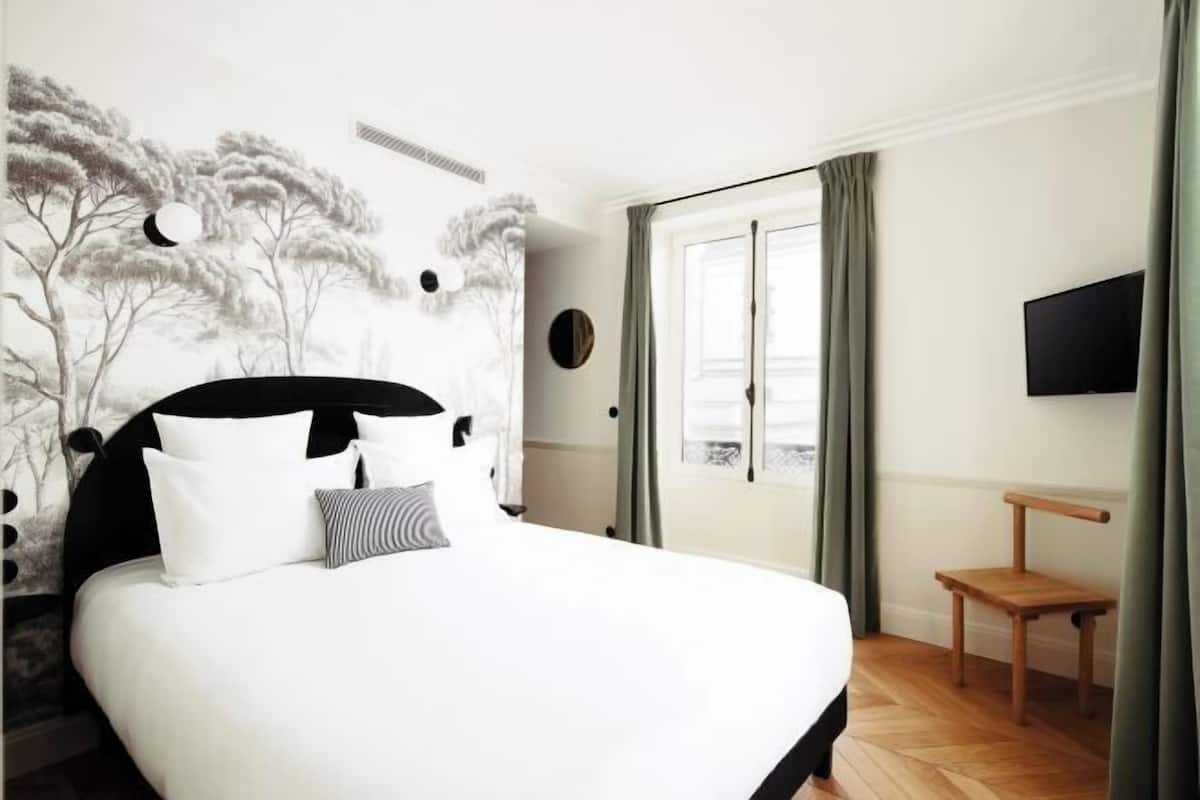 1 bedroom, premium bedding, in-room safe, individually decorated