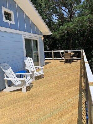 Terrace/patio - D110- Large Private Saltwater Pool, 3 Bedrooms and Only 600 Yards to Beach!! (Duck)