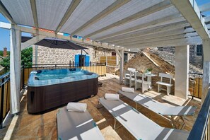 Terrace/patio - Villa with Private Jacuzzi (Šolta)