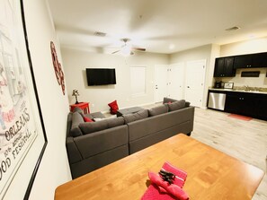 تلفزيون ذكي