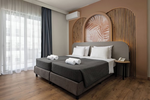 Santa Maria City Hotel