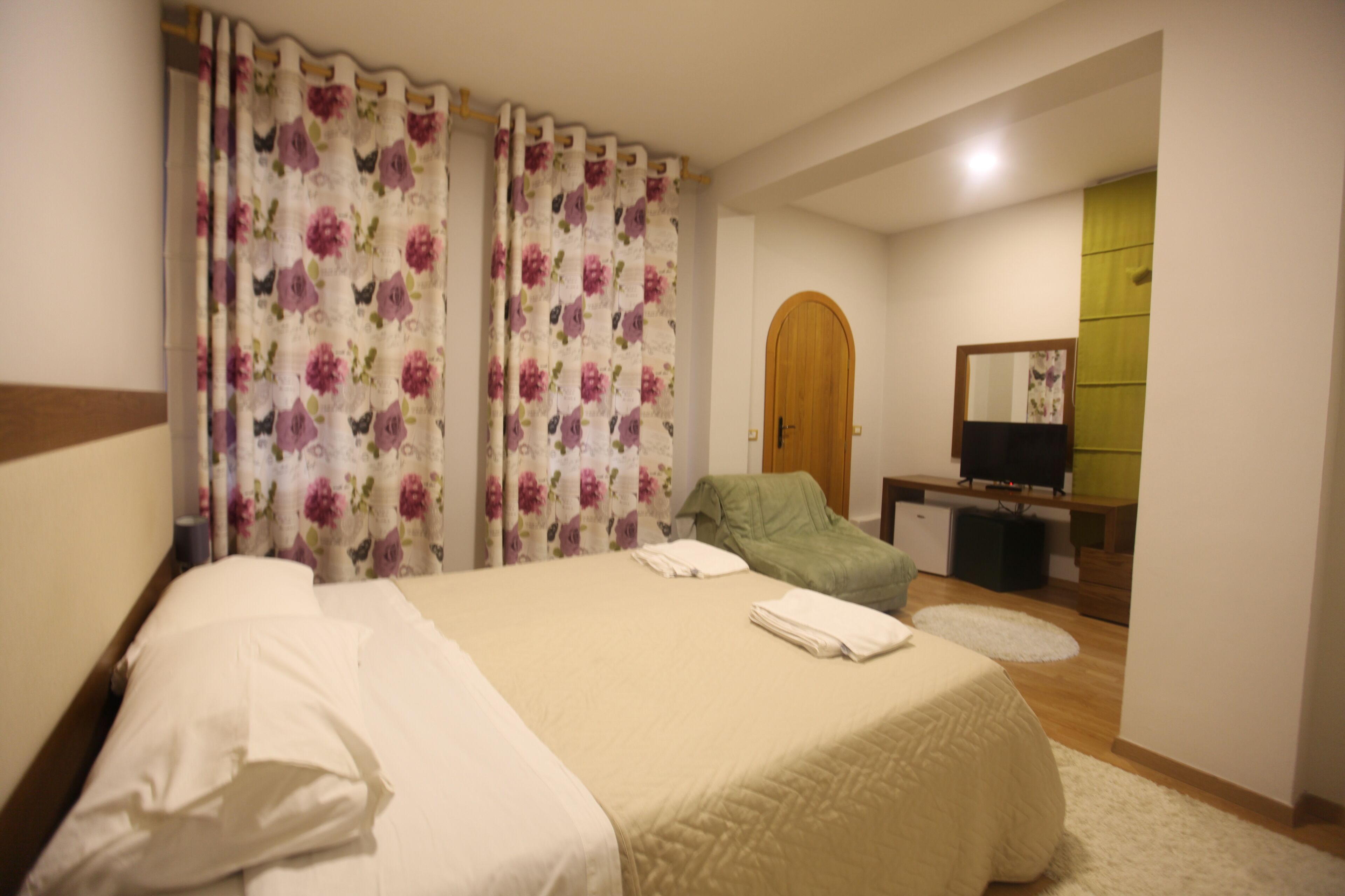 Kamar Double | Wi-Fi gratis