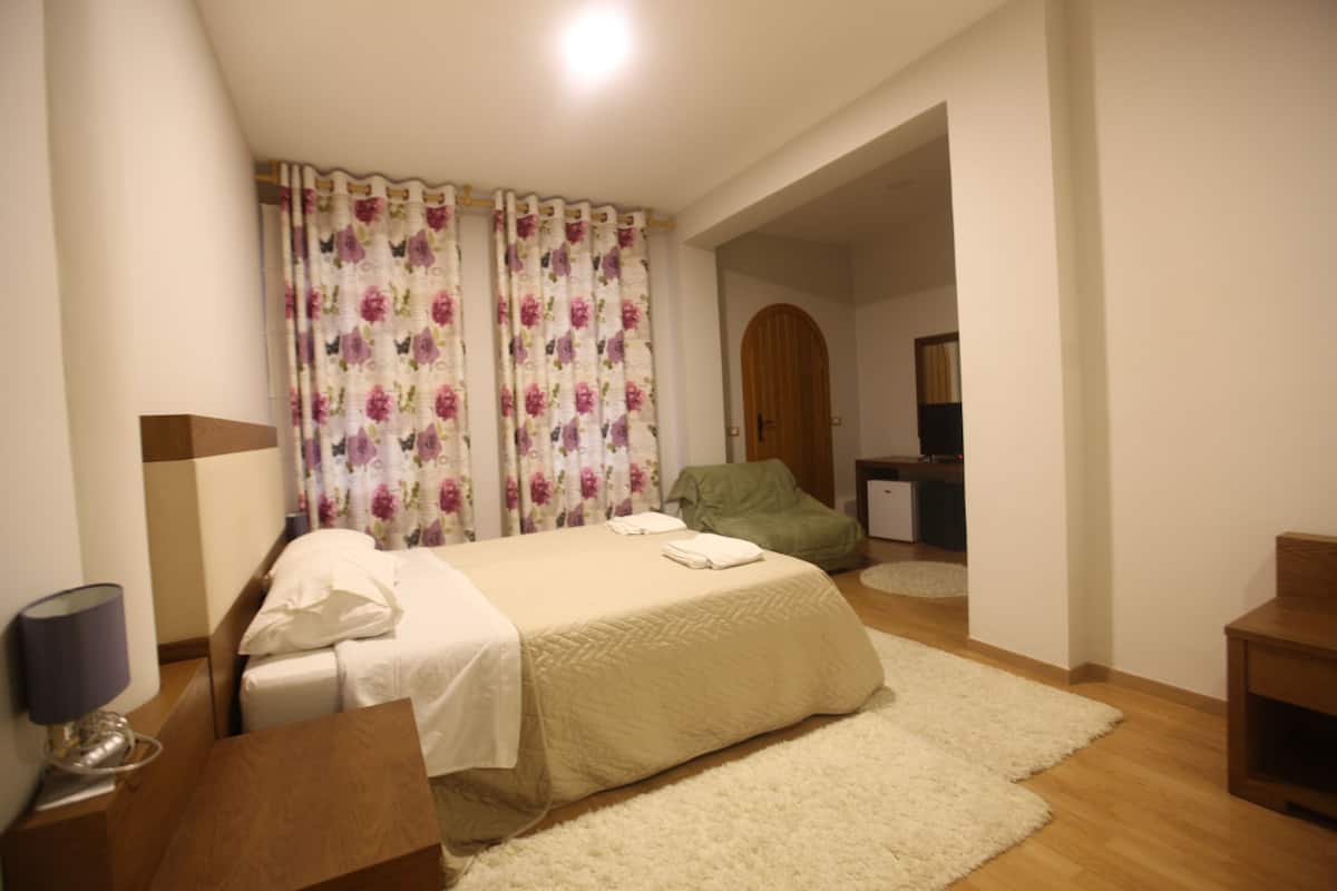 Double Room | WiFi (free)