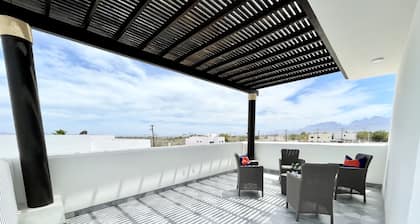 Enjoy 360 degree views from the eagle's nest and roof garden