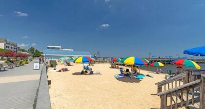 Blocks to the Boardwalk!