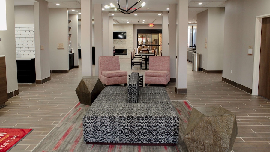 Hawthorn Extended Stay by Wyndham Oklahoma City Airport