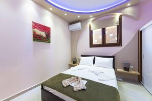 Apartment, Multiple Beds