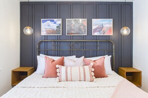 1 bedroom, iron/ironing board, travel cot, free WiFi