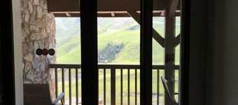 Appart confort, pied des pistes, piscine et sauna.